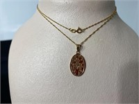 14k Mother Mary Pendent & Twisted Chain