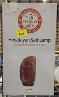 18-24 lb Himalayan salt lamp