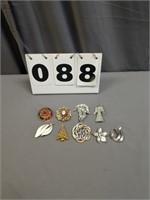 Lot of Costume Jewelry - Fancy Brooches