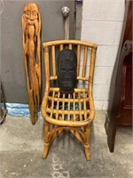Rattan chair, 2 wood carvings