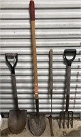 Primitive Weed Whacker, Short Handle Pitch Fork,
