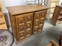 2-door wood console cabinet