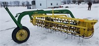 John Deere 660 Hay Rake