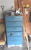 6-Drawer Dresser w/ Contents