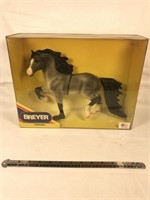 Traditional Breyer Collector Horse No. 980 Silvert