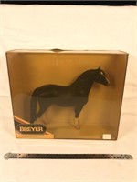 Traditional Breyer Collector Horse No. 945 TRI-MI