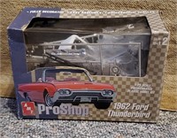 AMT ProShop 1962 Ford Thunderbird