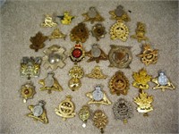 30 CANADIAN MILITARY BADGES