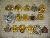 WW2 CANADIAN BADGES