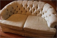 VINTAGE TUFTED FRENCH PROV LKOVE SEAT BY LEVITZ
