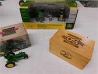 J. Deere 175th ann tractor set, Ertl 50 yrs & more