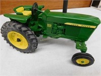 J. Deere 3010 dsl tractor