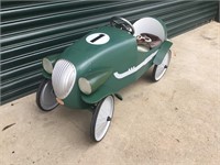Le Mans Baghera French Pedal Car