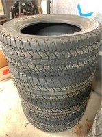(4) Firestone P275/60R20 Tires