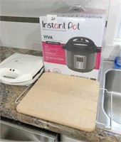 NEW Insta Pot & GE Waffle Maker & cutting board