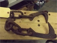 Logging "Dogs" Hook/Chain