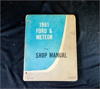 1961 FORD METEOR CAR SHOP MANUAL BOOK