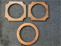 3 WOODEN ROUND PLATE HOLDERS FOR WALL HANGING
