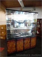 Large Glass and Mirror Cabinet Display w/Lights