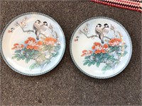 2 COLORFUL ORIENTAL ROUND PLATES WITH BIRDS