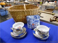 Pic Nic Basket w/ various plates, Cootie Game