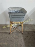 SINGLE WASH TUB WITH ROLLING STAND