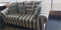 NICE HIDEABED SOFA WITH CLEAN MATTRESS