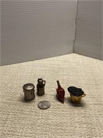 Garbage can and Coal miniatures