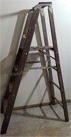 Wooden 6' Packing Plant Ladder