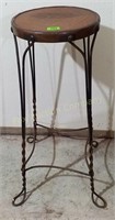 30" High Stool w/Twisted Legs