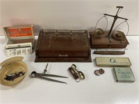 SMALL DESK TIDY, SCALES, BRASS KEYS AND COIN BOWL,