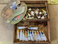 VINTAGE PAINTERS BOX WITH PAINTS AND MIXING BOARDS