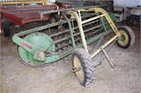 John Deere hay rake, Serial No. 110050E