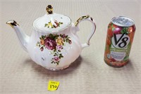 Sadler England Porcelain Tea Pot