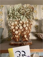 Leaf/fruit vase