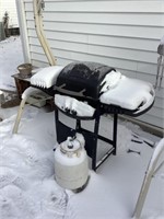 Gas grill