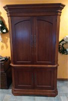 Entertainment Center,  Armoire