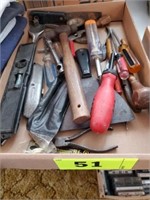 BOX SMALL HOUSEHOLD TOOLS