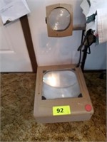 OVERHEAD PROJECTOR - UNTESTED