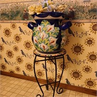 Italian Style Planter on Mosaic Tile Table