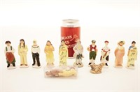 Collection de figurines, personnages de thé