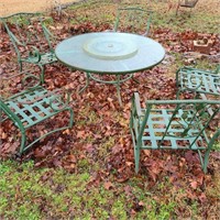 Green Outdoor Table w/ 5 Chairs