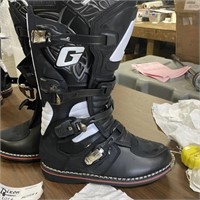 GAERNE MOTORCYCLE BOOTS MADE IN ITALY SIZE 11