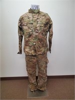 Men's US Military Combat Coat & Pants - Size Large