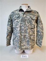 Men's US Military Cold Weather Field Coat - Medium