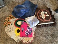 Bath Rugs, Pillow, Doilies and Pillow Covers