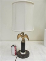 B6, Eagle lamp