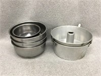 Alum. and Stainless Baking Pans