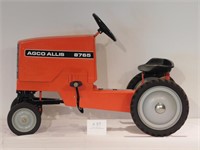 Agro-Allis 8765 pedal tractor, W.F.,