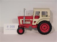 International 1468 Farmall tractor, 1993,